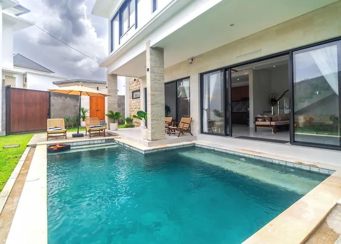 Nia Gray 1 * Seminyak