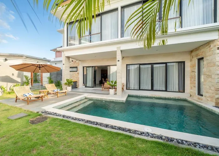 Nia Gray 1 Villa