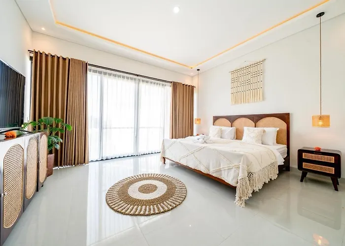 Nia Gray 1 * Seminyak